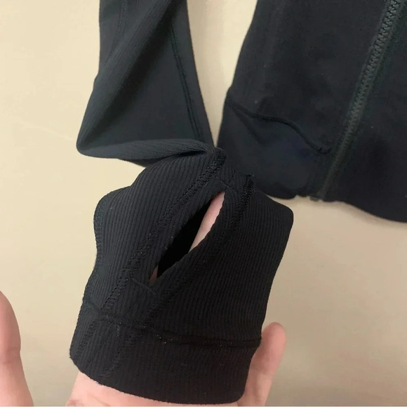 Lululemon Bhakti Yoga Jacket in Black Size 2 - Picture 7 of 16